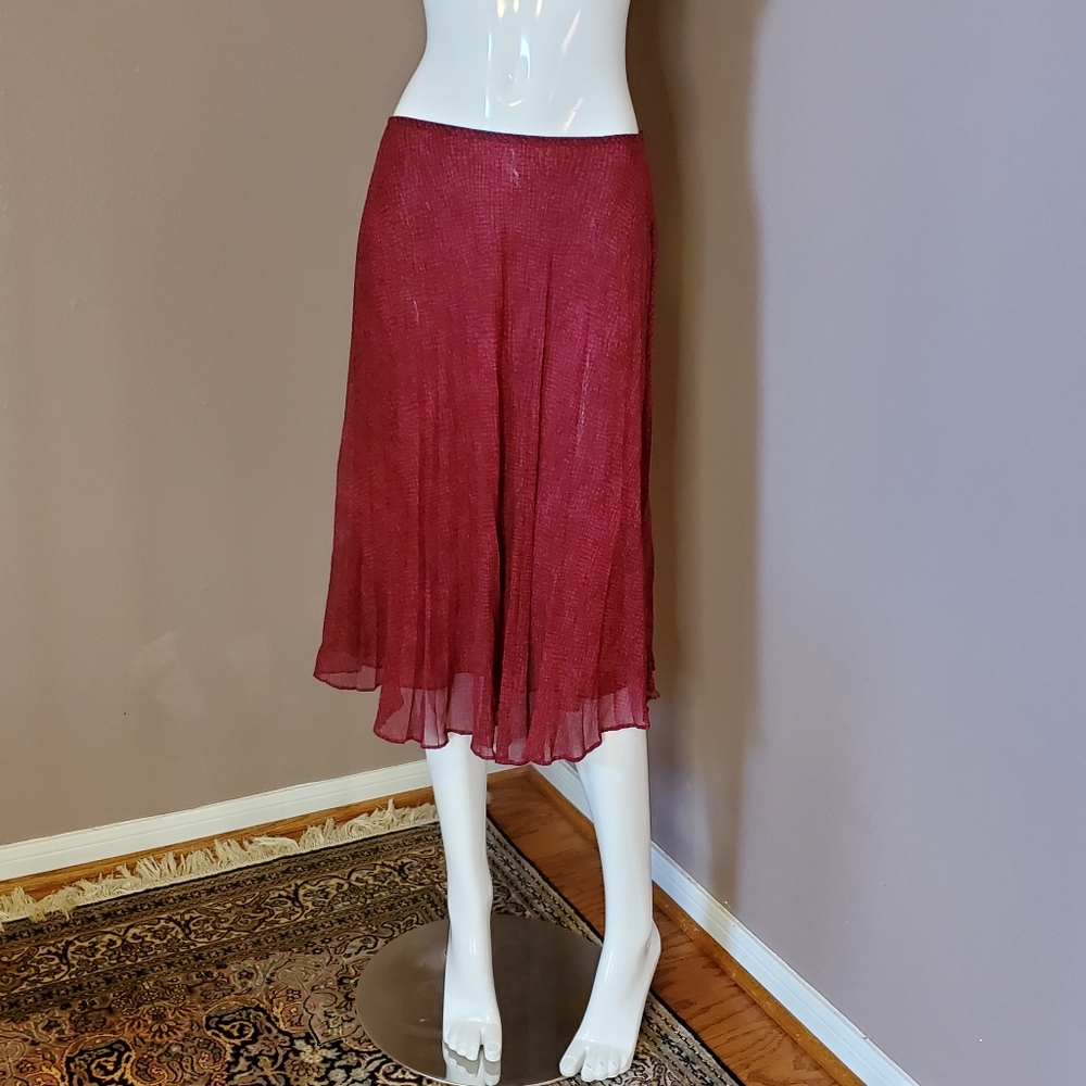BROOKS BROS burgundy silk pleated skirt size 6